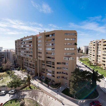Apartment Var Split Luaran gambar