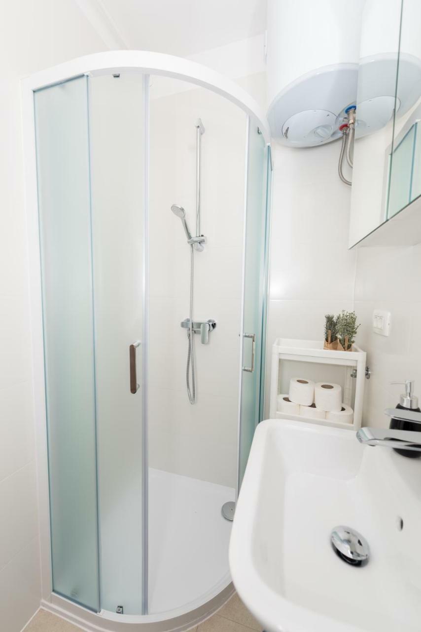 Apartment Var Split Luaran gambar