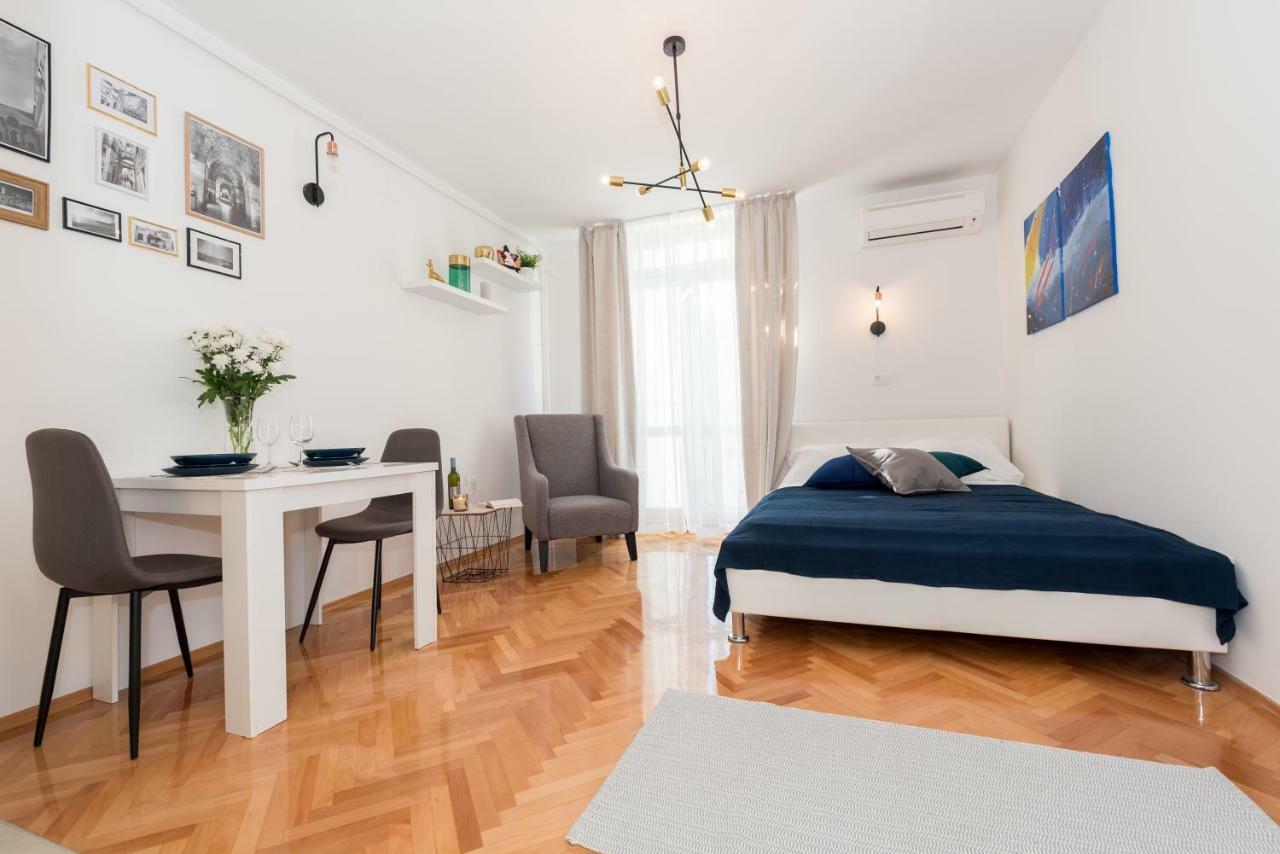 Apartment Var Split Luaran gambar