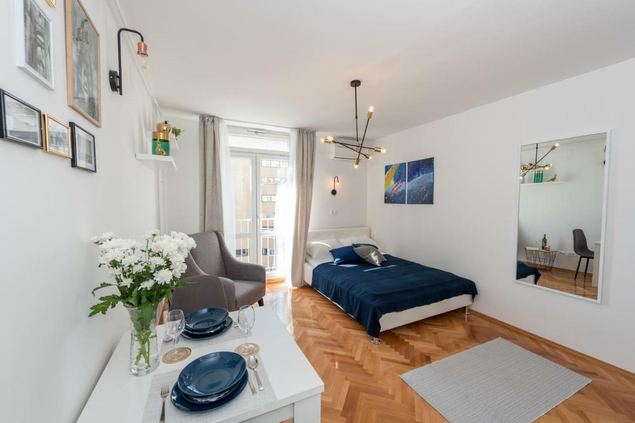 Apartment Var Split Luaran gambar