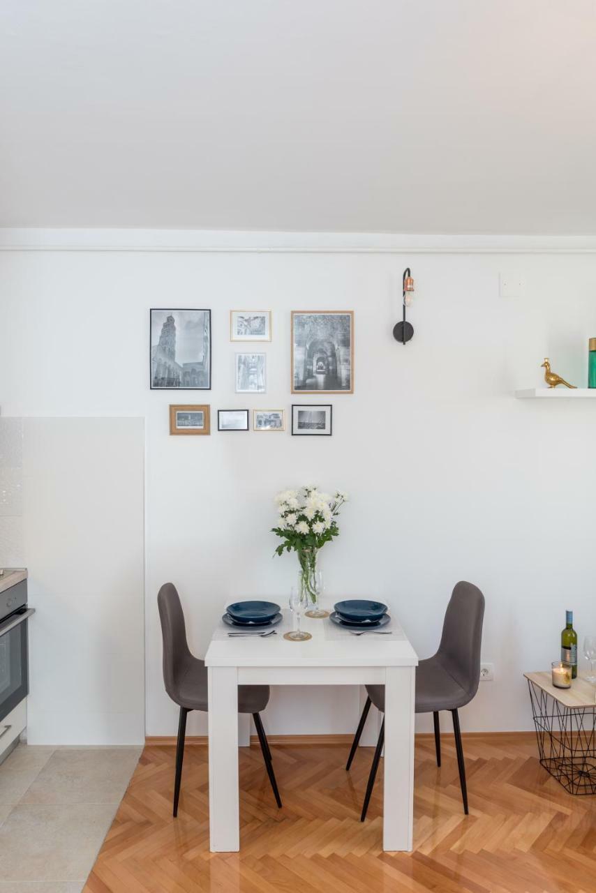 Apartment Var Split Luaran gambar
